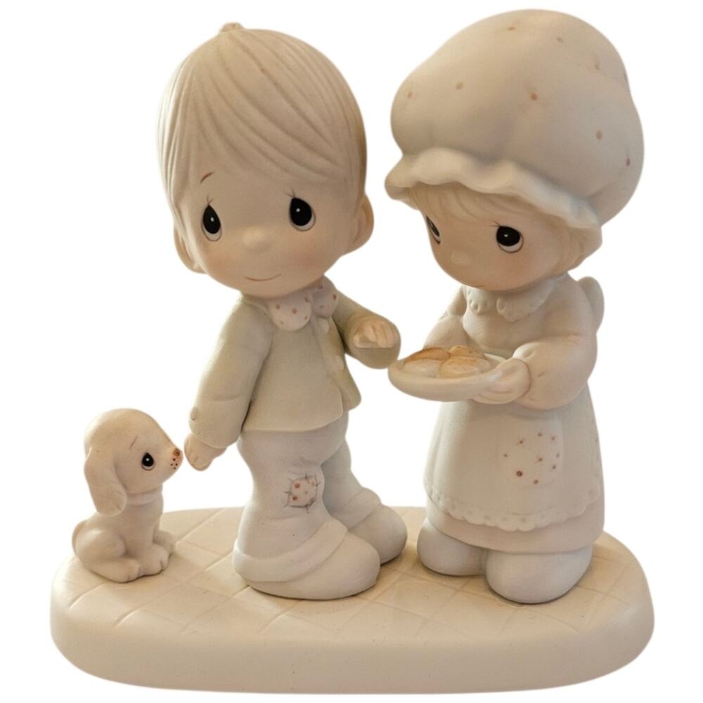 Precious Moments 1986 Sharing Our Christmas Together Retired 102490